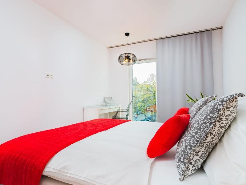 Apartamenty Design Centrum-Garbary Street Poznań Exteriör bild