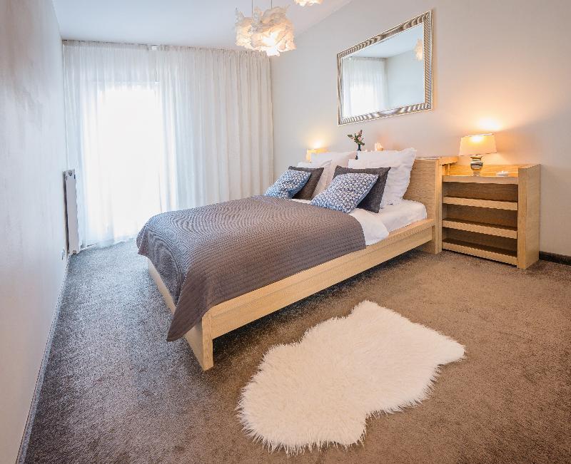 Apartamenty Design Centrum-Garbary Street Poznań Exteriör bild